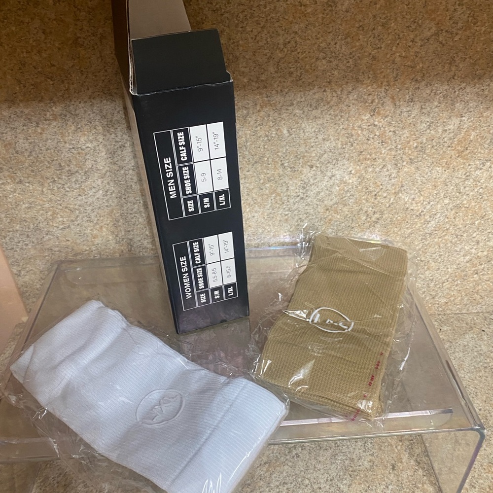 Compression socks - Picture 5 of 5